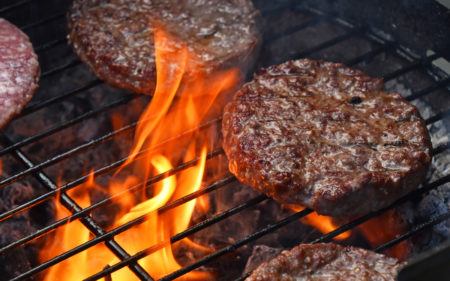 How to Grill A Safe But Juicy Burger