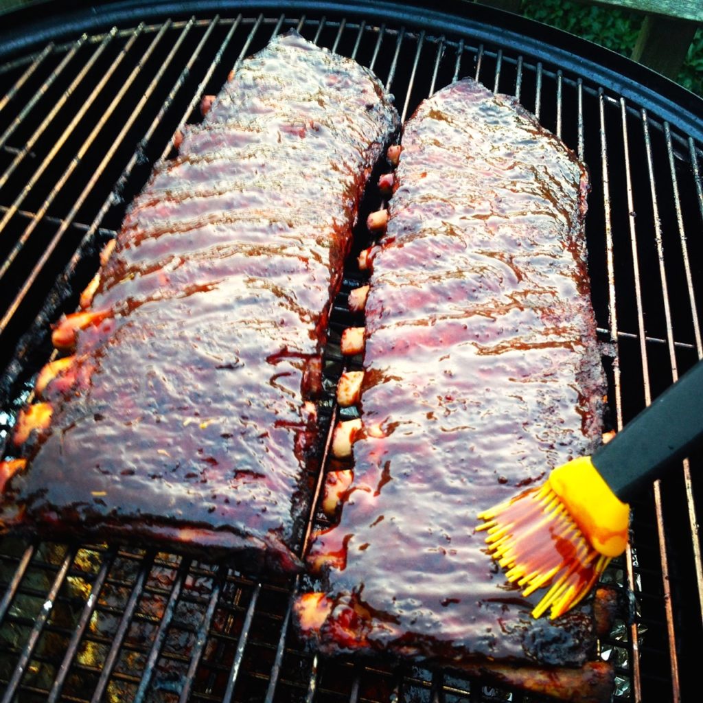 ribs with barbecue sauce