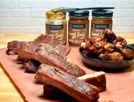 Sauce Goddess - Carolina Sweet Gold Sauce on Ribs and Wings