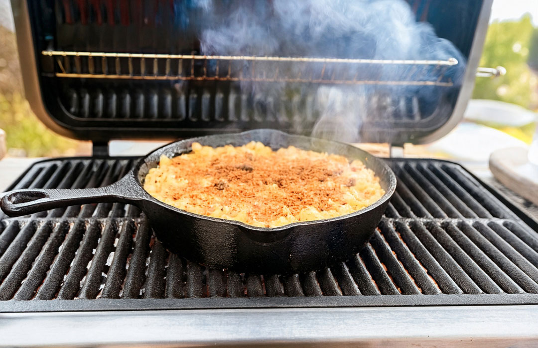 Smoked and Grilled Mac and Cheese